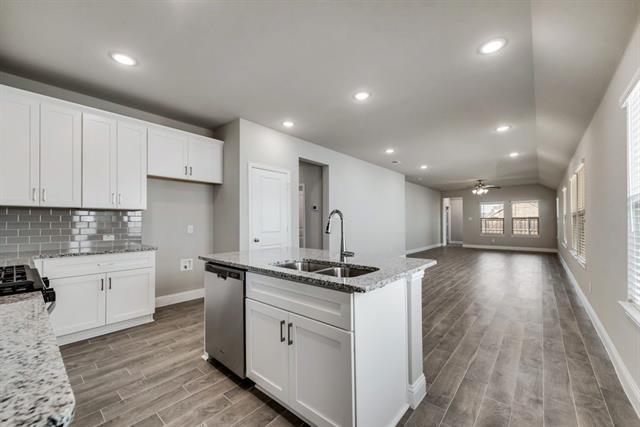Building Photo - 1080 Norias Dr