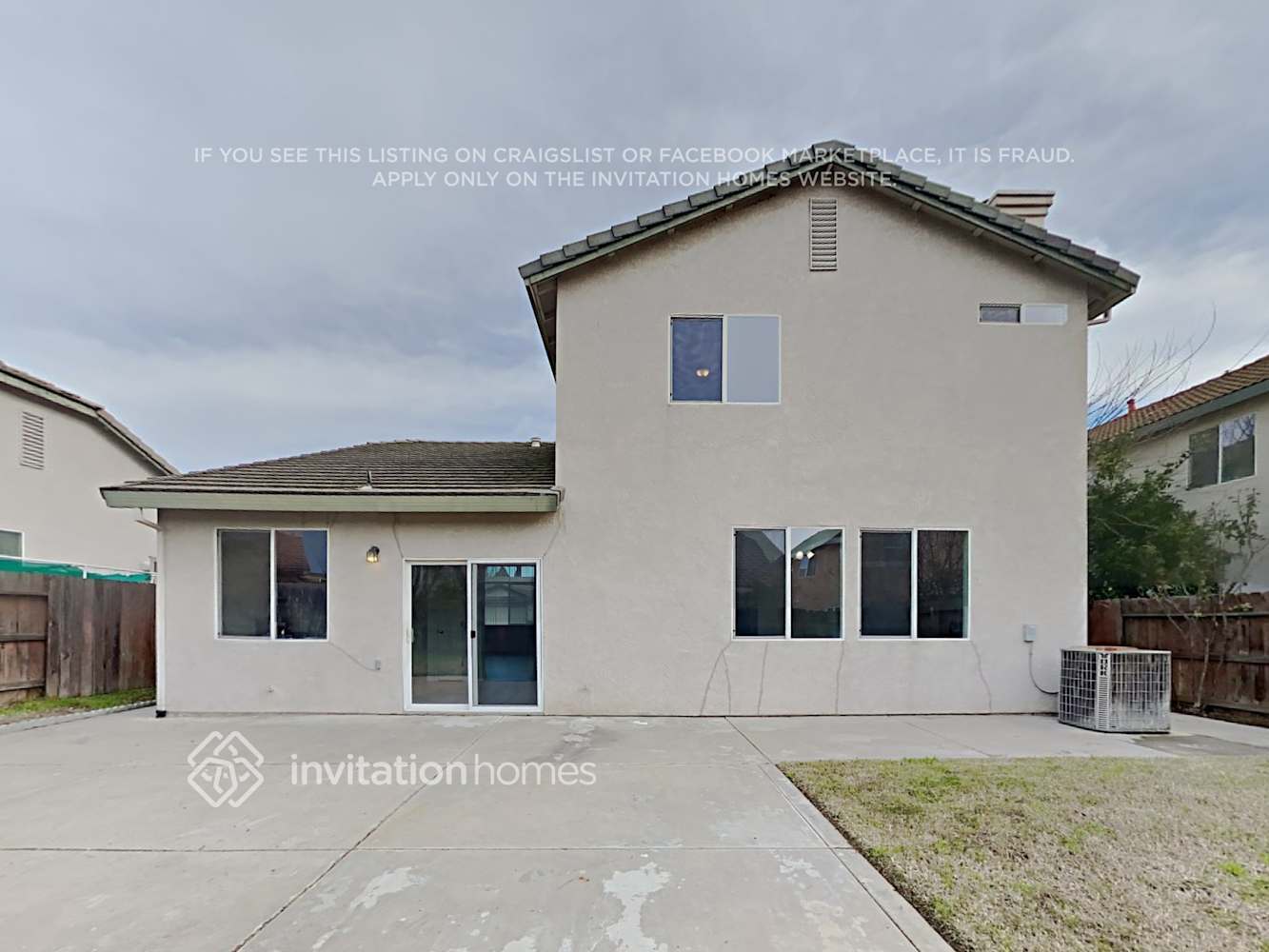 Building Photo - 8205 Carriage Oaks Way