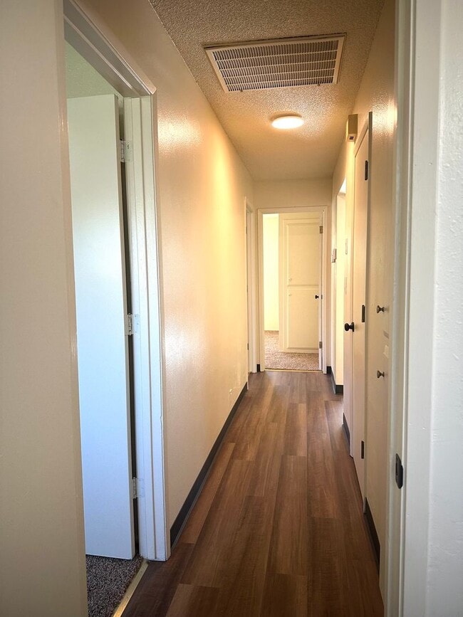 Building Photo - 3970 Meteor St