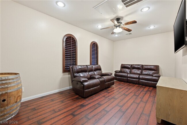 Building Photo - 9801 Turtle Walk Ave