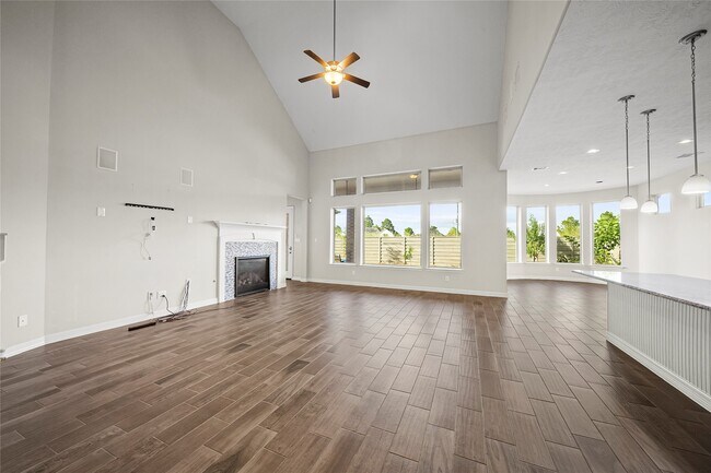 Building Photo - 2823 Maple Oak Ln