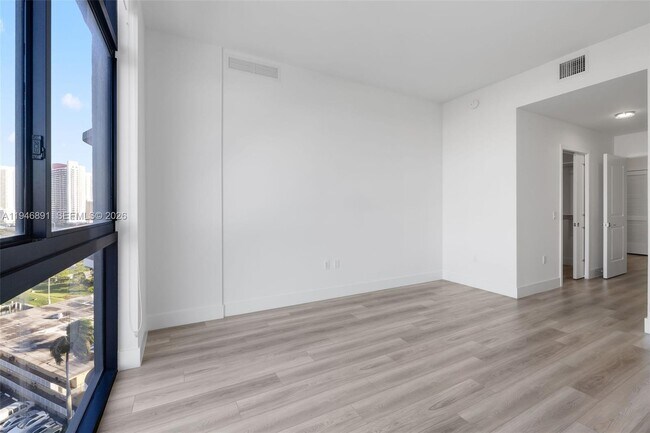 Building Photo - 101 Diplomat Pkwy