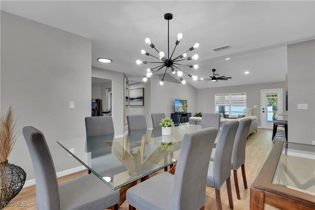 Building Photo - 2004 SW 30th St