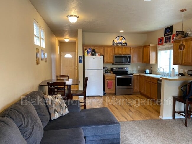 Building Photo - 2923 W Lemhi St