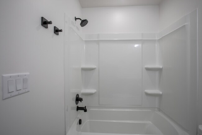 Bathroom 2 - 493 W 620 N