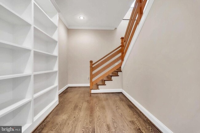 Building Photo - 6415 Bradley Blvd