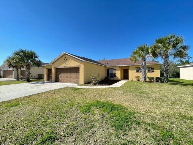 Building Photo - Bella Pointe-3641 Sail Harbor Dr Kissimmee...