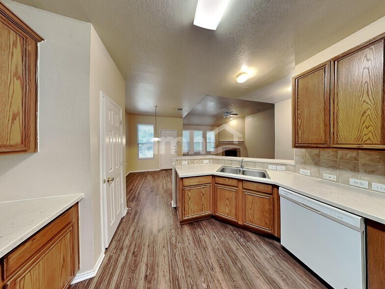 Building Photo - 1821 Cartman Rd