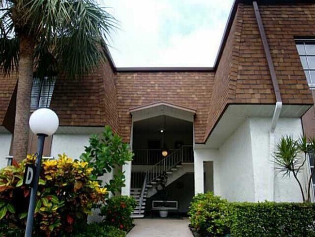 Primary Photo - 2/2 Condo in Poppleton Creek