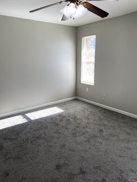 Building Photo - 9020 Titans Dr
