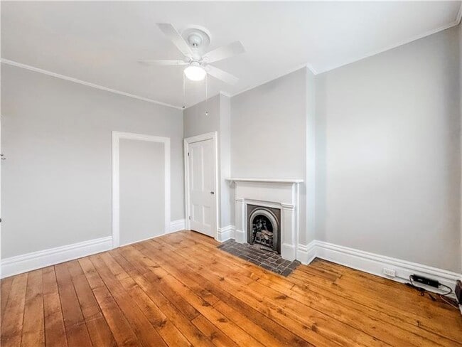 Building Photo - 52 S 18th St