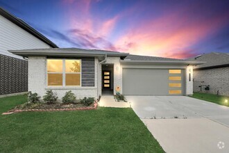 Building Photo - 7007 Fleetwood Crescent Wy