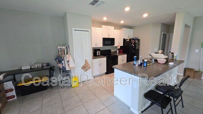 Building Photo - 4406 Summer Savory St