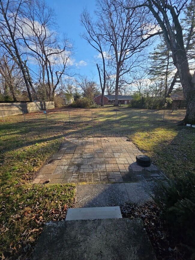 Building Photo - 3-Bedroom Single-Family Home Near TTU with Hardwood Floors and Carport