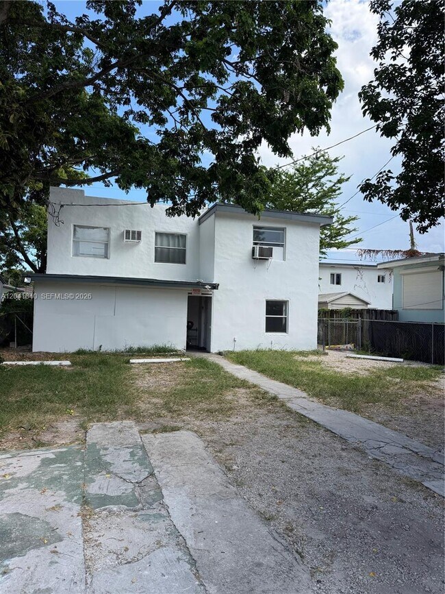 Building Photo - 1832 NW 46th St