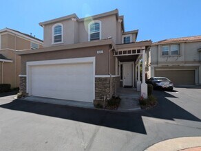 Building Photo - 525 Verduzzo Ct