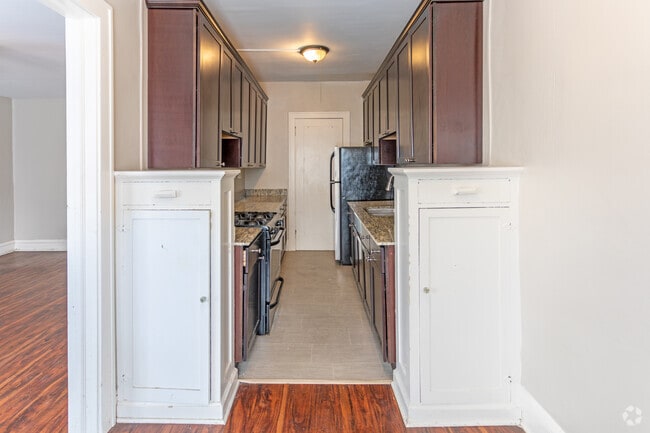 Studio, 1BA - 461 - 545SF - The Belvedere