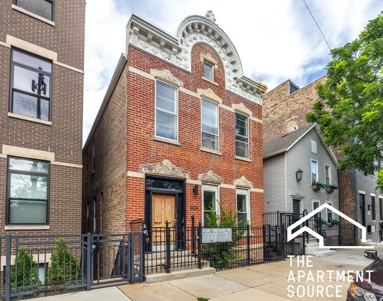 Building Photo - 1820 S Throop St