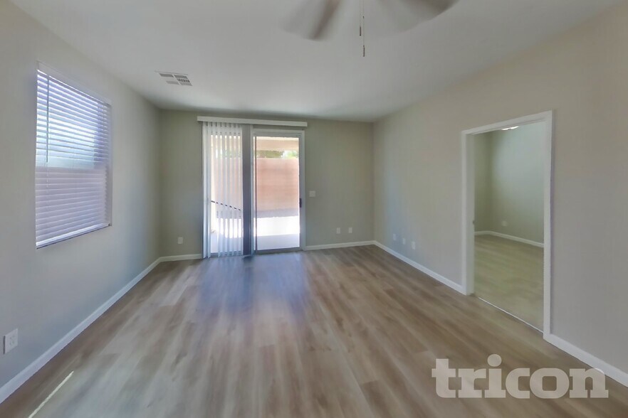 Building Photo - 8737 Dodds Canyon St