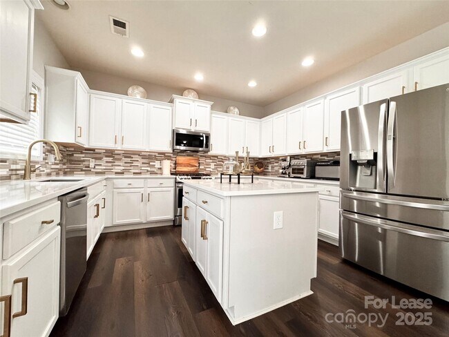 Building Photo - 10031 Glenburn Ln