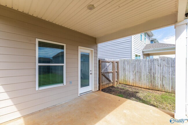 Building Photo - 6030 Barringer Ct