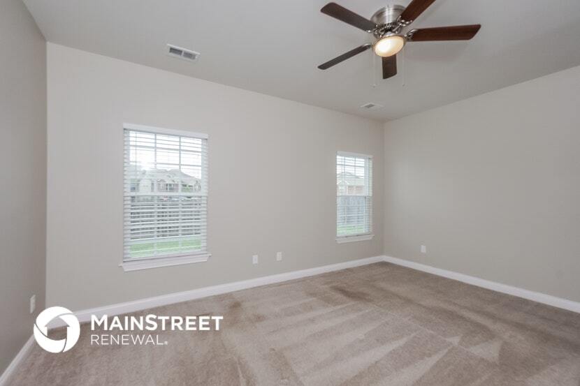 Building Photo - 9832 Valley Farms Blvd