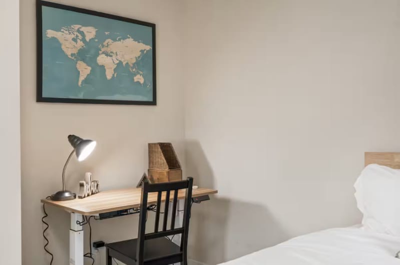 Building Photo - 8839 Midvale Ave N