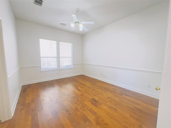 Building Photo - 621 S Lynnwood Trail