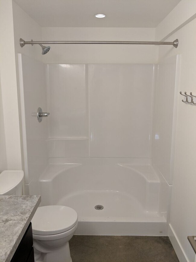 Building Photo - 121/123 N. Garrison Road