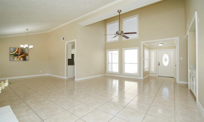 Building Photo - 6940 Foxmont Ln