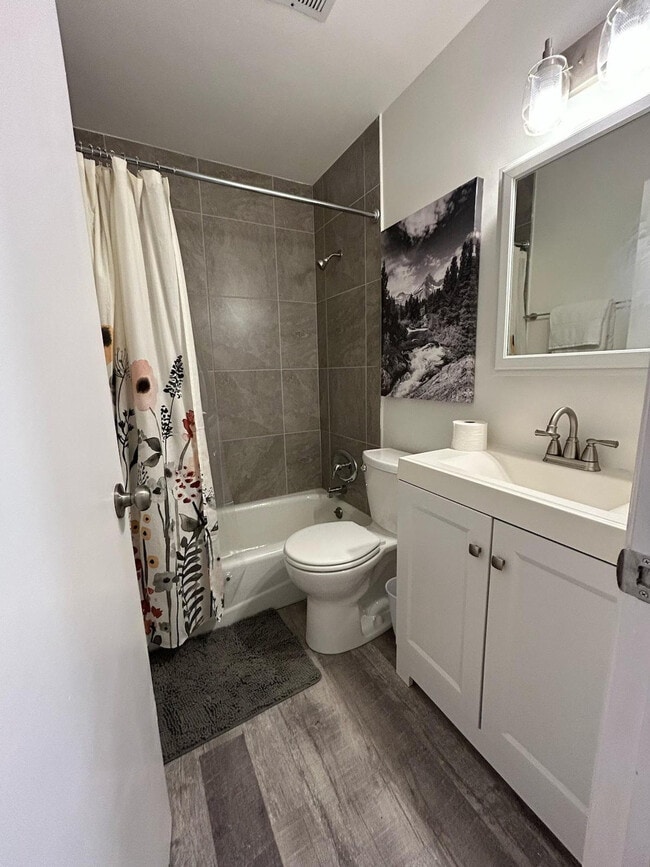 Building Photo - 11915 Brampton Hunt Rd