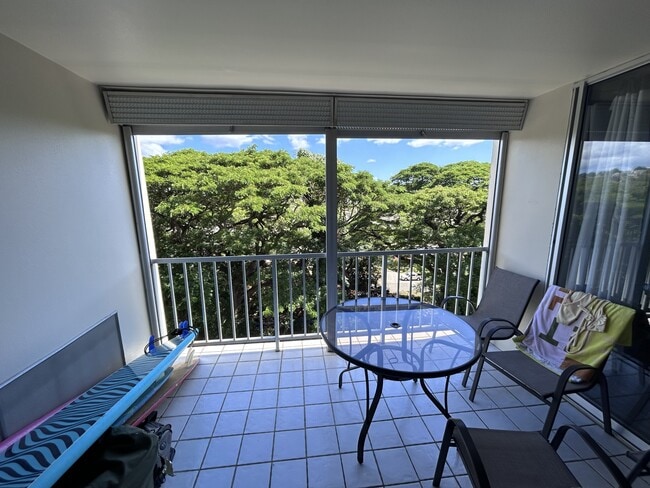 Building Photo - 2029 Nuuanu Ave