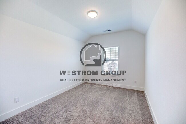 Building Photo - 12417 Iveson Dr