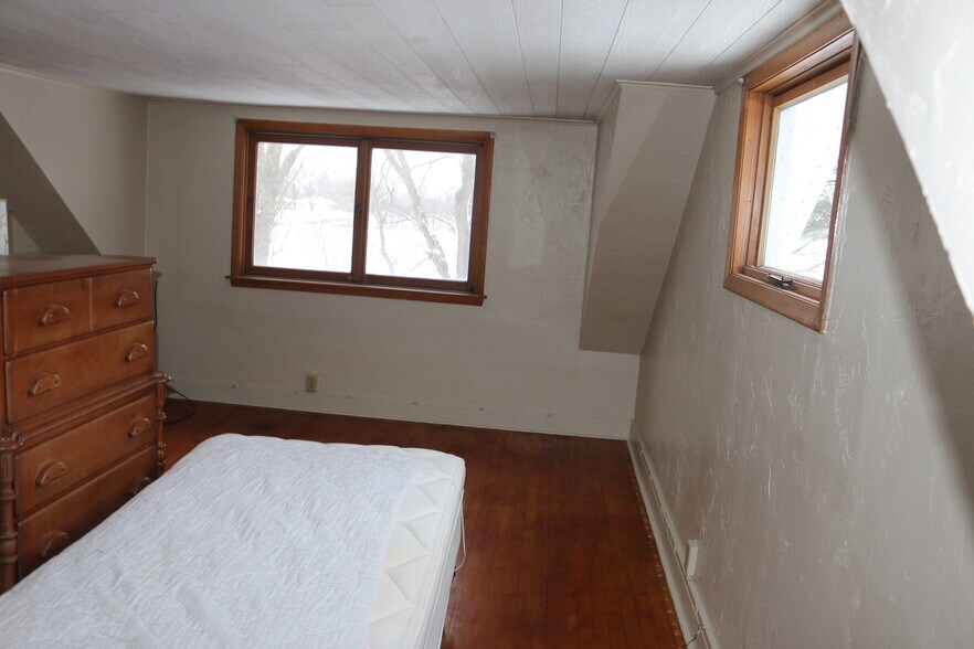Building Photo - 4823 County Road R