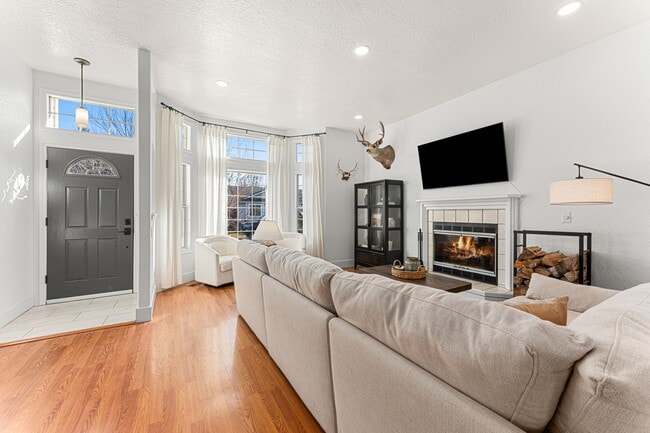 Building Photo - 2301 N Yonkers Ln