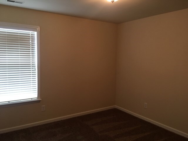 Building Photo - 4010 Farmville Ct
