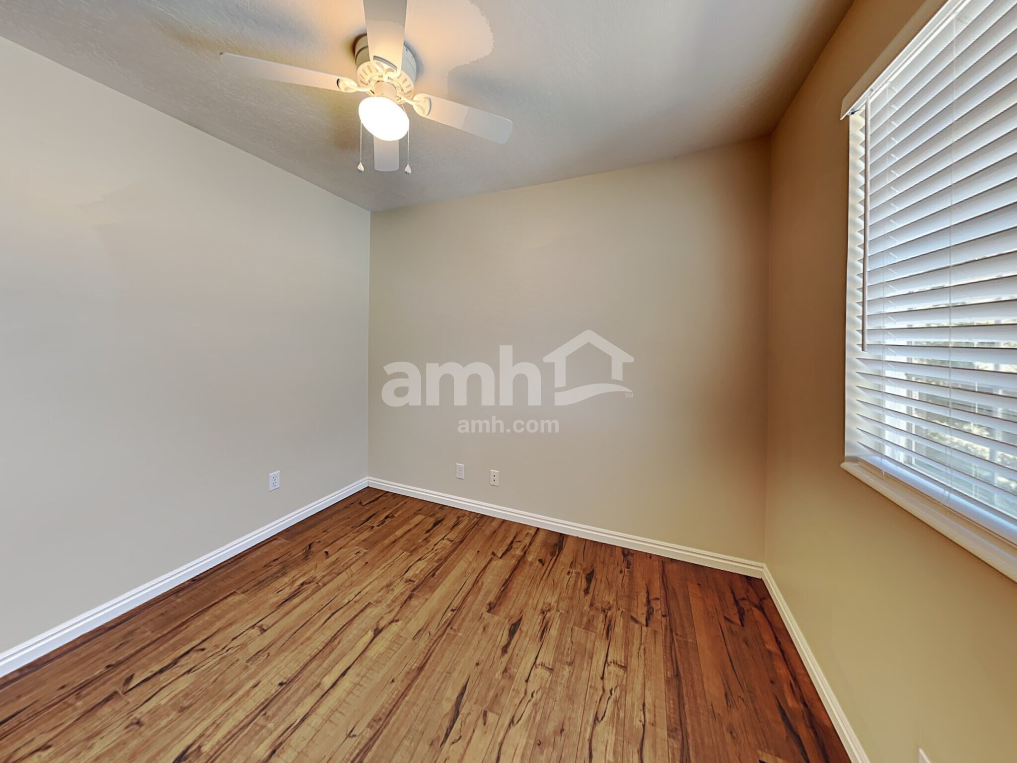 Building Photo - 3417 S Spruce View Ln