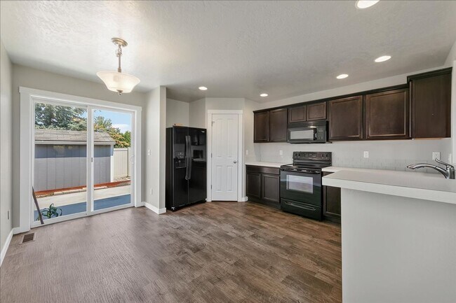 Building Photo - Charming 3-Bedroom Home with Fenced Yard in the Heart of Meridian