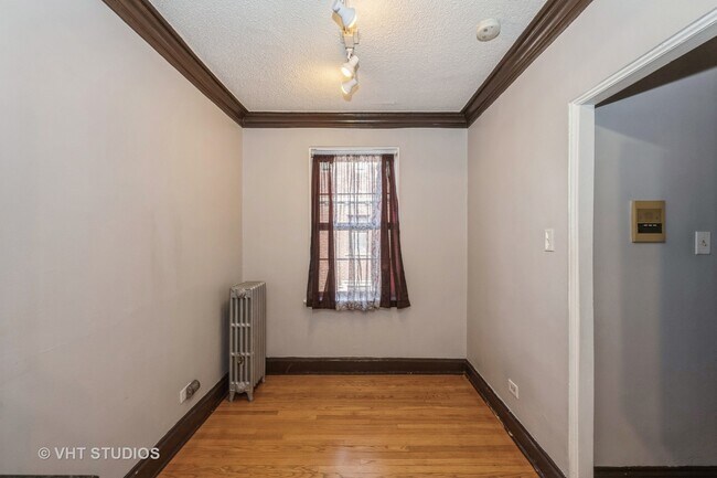 Building Photo - 1111 Holley Ct