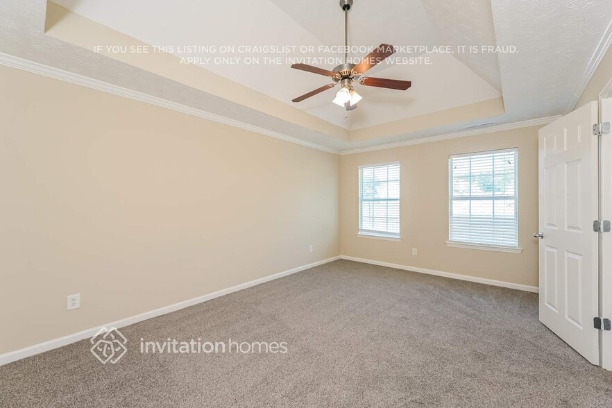 Building Photo - 559 Michael Cir