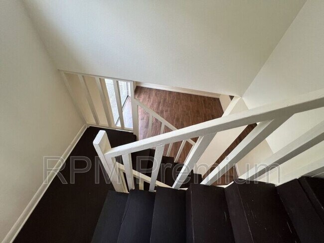 Building Photo - 5268 S Brightside View Dr