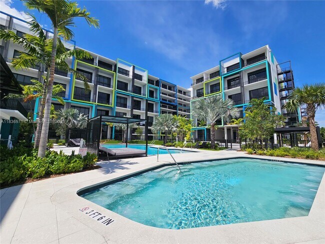 Primary Photo - 4400 Sunrise Blvd