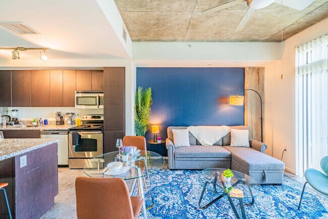 Building Photo - 915 N 4th St