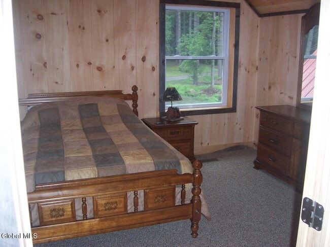 Building Photo - 220 Birchwood Pl