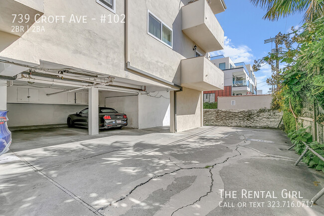 Building Photo - Spacious Poolside Retreat – A WeHo 2BR/ 2B...