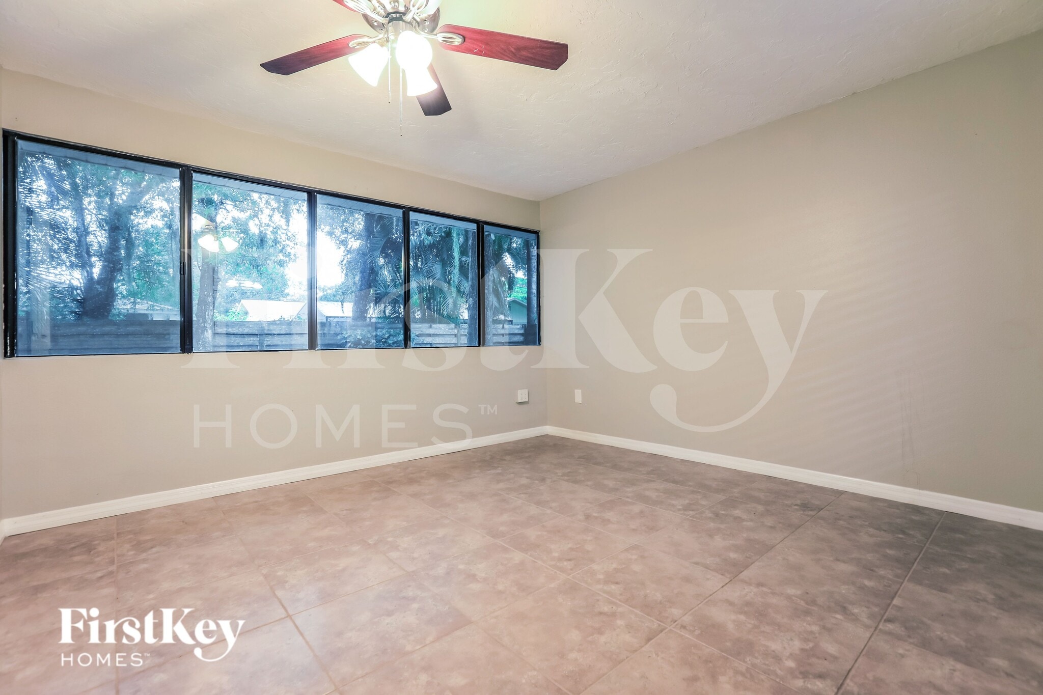 Building Photo - 8340 Brandeis Cir W