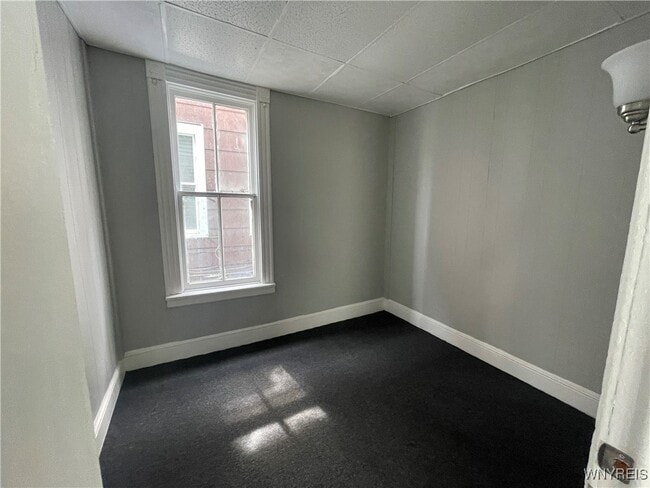 Building Photo - 200 Mackinaw St