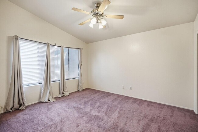 Building Photo - 1333 N Brittany Ln