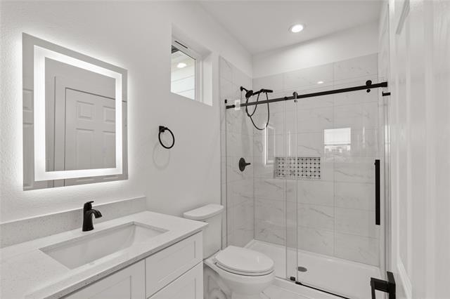 Building Photo - 504 S Tennessee St