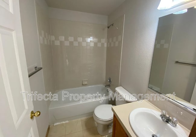 Building Photo - 1333 Fairfield Ave